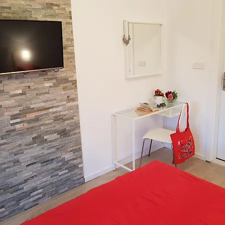 アパート Antonio